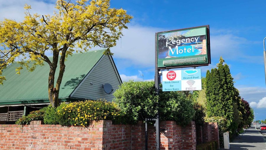 Front sign 