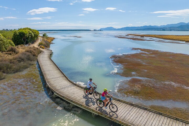 Nelson store bike trail