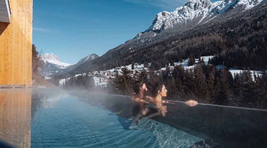 Outdoor Infinity Pool with Dolomites view