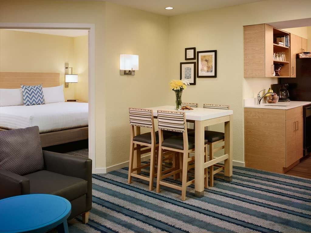 SONESTA ES SUITES SOMERSET Updated 2024 Prices Hotel Reviews NJ   Guest Room Suite One 