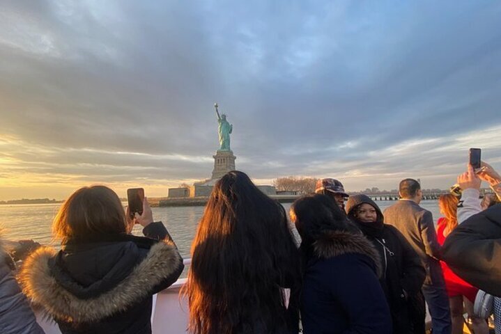 2023 Statue of Liberty 60-Minute Sightseeing Cruise