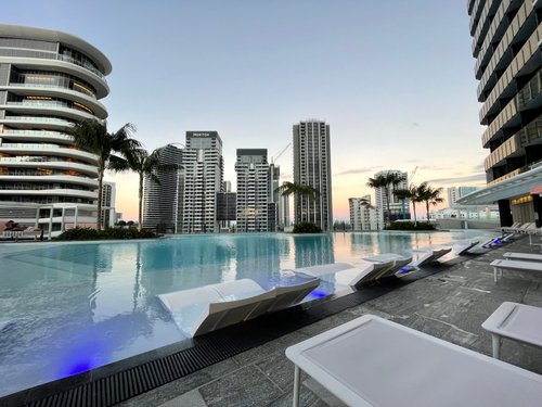 DORSETT GOLD COAST - Updated 2023 Prices & Hotel Reviews (Broadbeach)