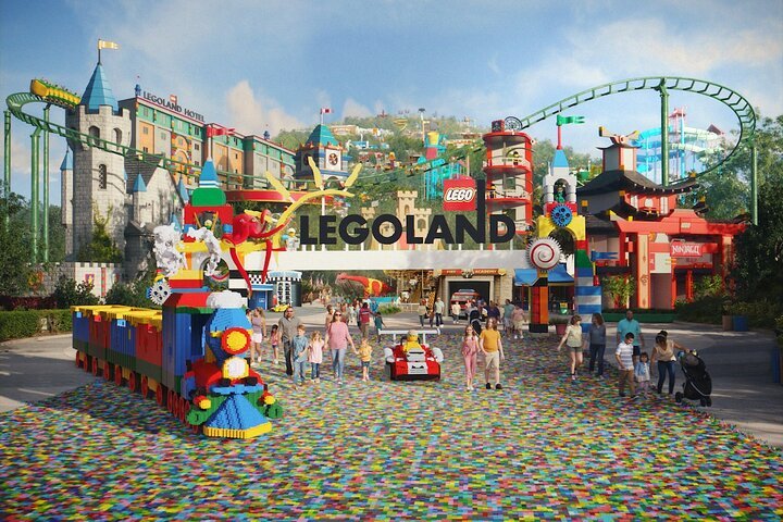 Legoland uk best sale opening times