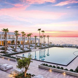 Pool - outdoor