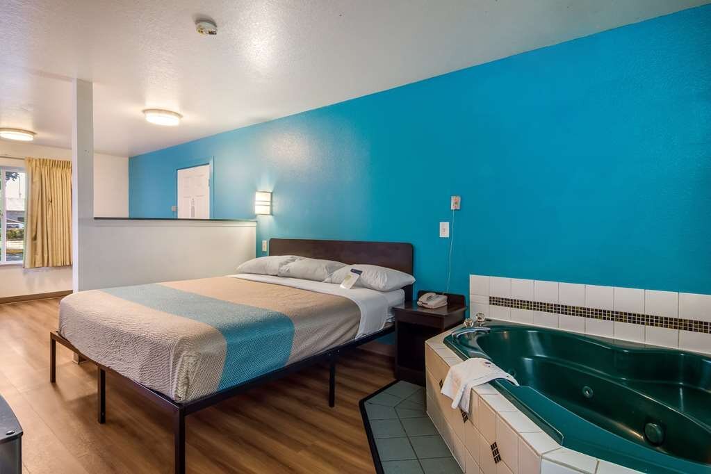 MOTEL 6 PORTLAND MALL - Updated 2024 Reviews (OR)