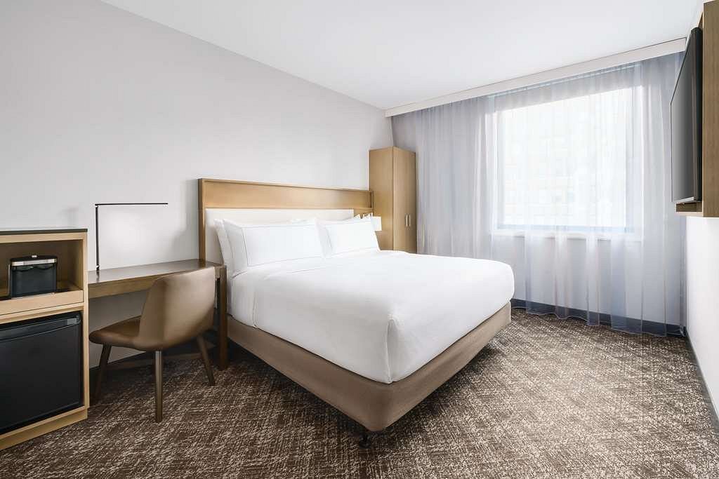 DOUBLETREE BY HILTON NEW YORK TIMES SQUARE SOUTH $185 ($̶2̶7̶8̶