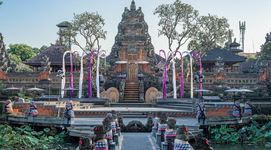 Ubud Water Palace and Pura Taman Kemuda Saraswati as a background of The Café Lotus
