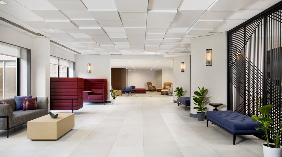 Courtyard Reception Lobby 
