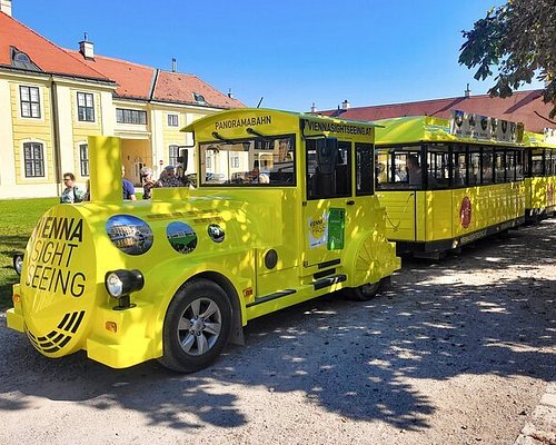 vienna tourist bus