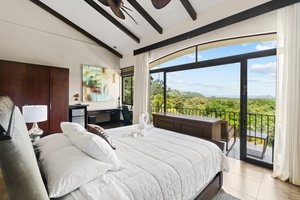 Room & Suite