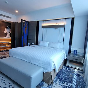 New room type of ASTON Makassar is presenting ASTON Suite with any new experience with Google Nest Hub for the new room facility.
