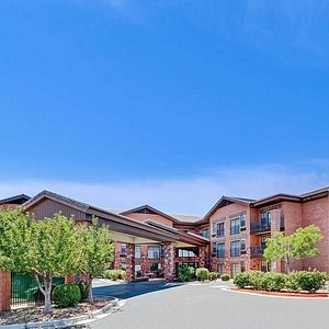 Welcome to the Days Inn & Suites PageLake Powell