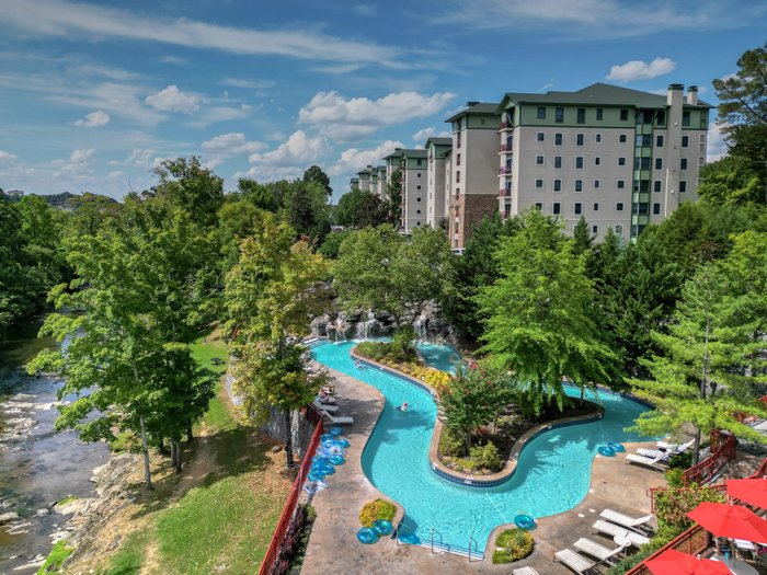 RIVERSTONE RESORT & SPA - Updated 2024 Prices & Reviews (Pigeon Forge, TN)