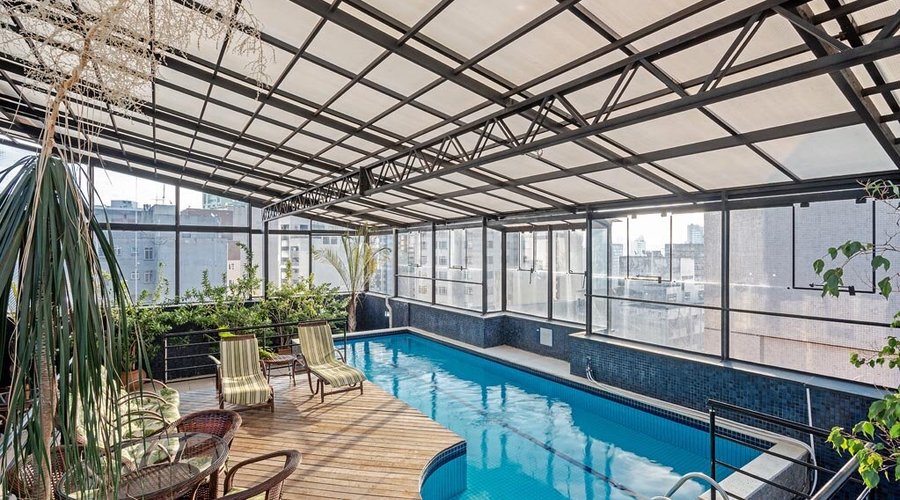 Piscina.