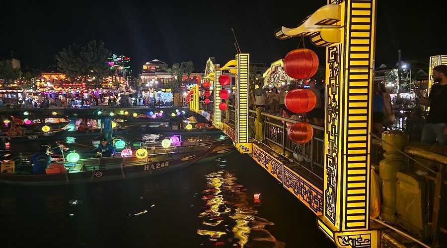 Hoi An Night life 