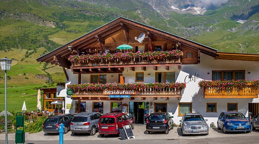 Außenansicht - Vista dall'esterno - External view
