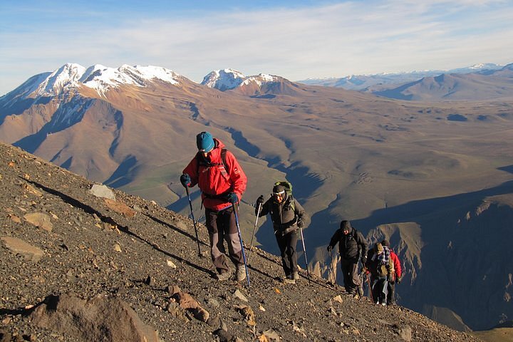 Climbing Misti Volcano - Arequipa, PeruPeruvian Colca Trails