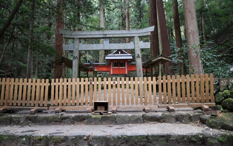 室生龍穴神社