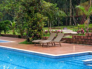 Pool & Beach