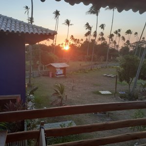 Vista da cama do bangalô.