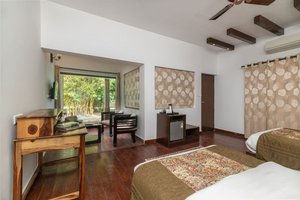 Room & Suite