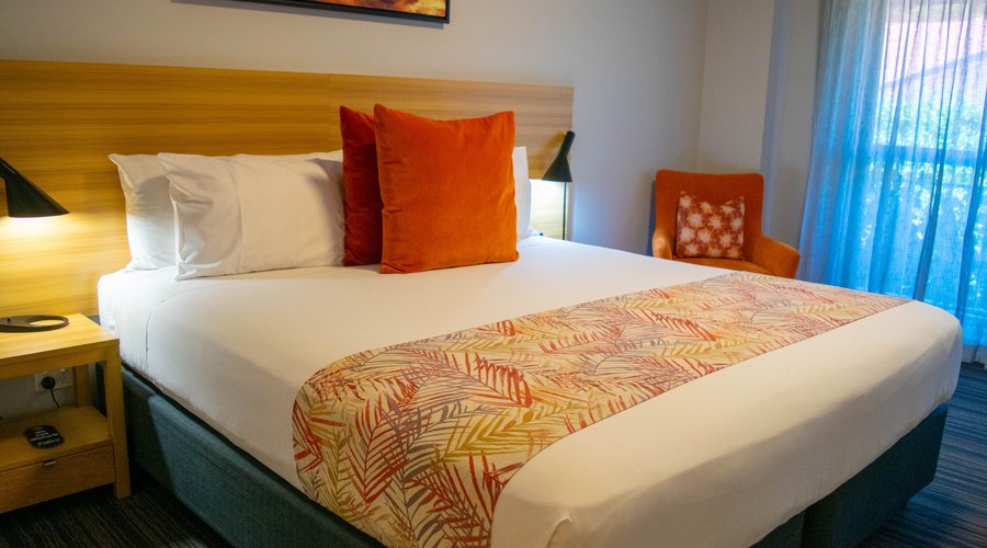 Deluxe King Room