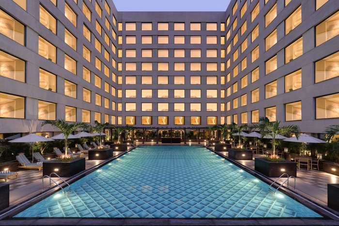 Aurika, Mumbai Skycity - Luxury By Lemon Tree Hotels Pool: Pictures ...