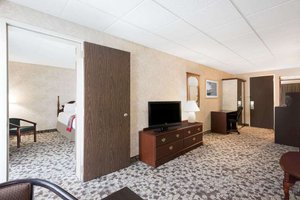 Room & Suite