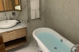 Kamar & Suite