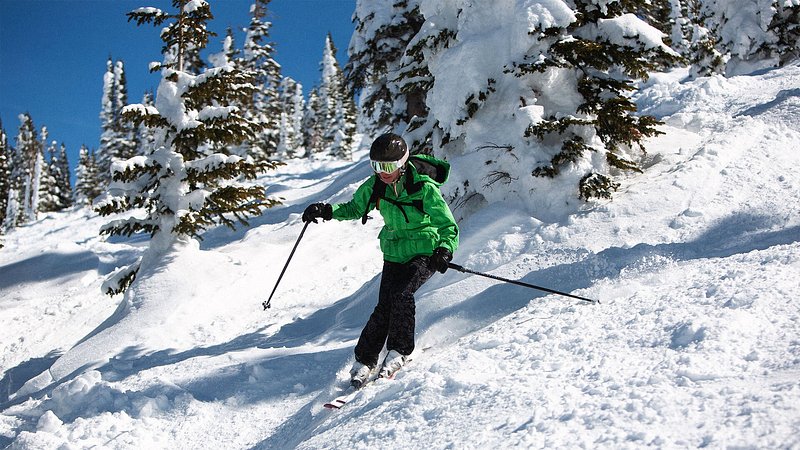 Woman skiing at Steamboat Ski Resort, in Steamboat Springs