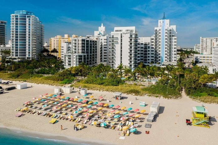 Pool Party - Picture of The Confidante Miami Beach - Tripadvisor