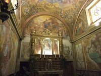 si puo' bere, anzi sgorga limpida e fresca, e' buona da bere - Photo de  Santuario della Beata Vergine del Portone, Asti - Tripadvisor