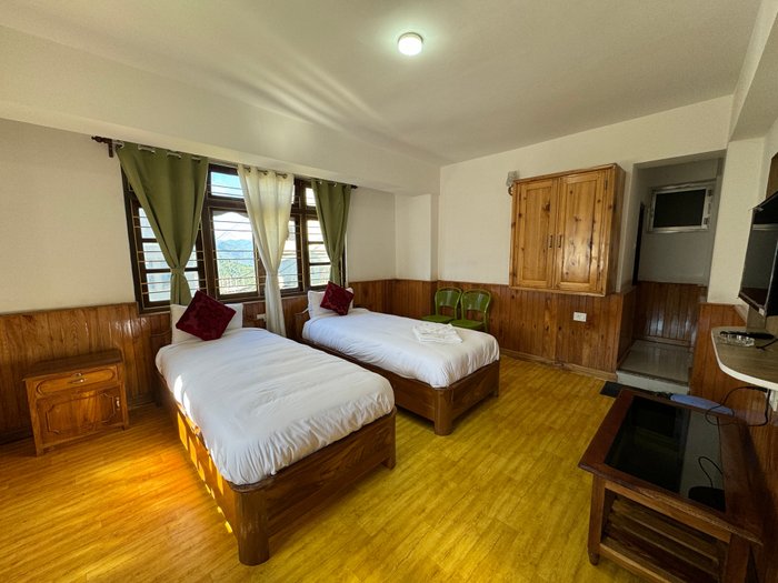 hotel jolly inn darjeeling price