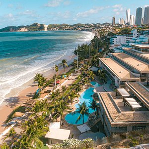 Esmeralda Praia Hotel à beira mar da paraia mais nobre em nata-rn.