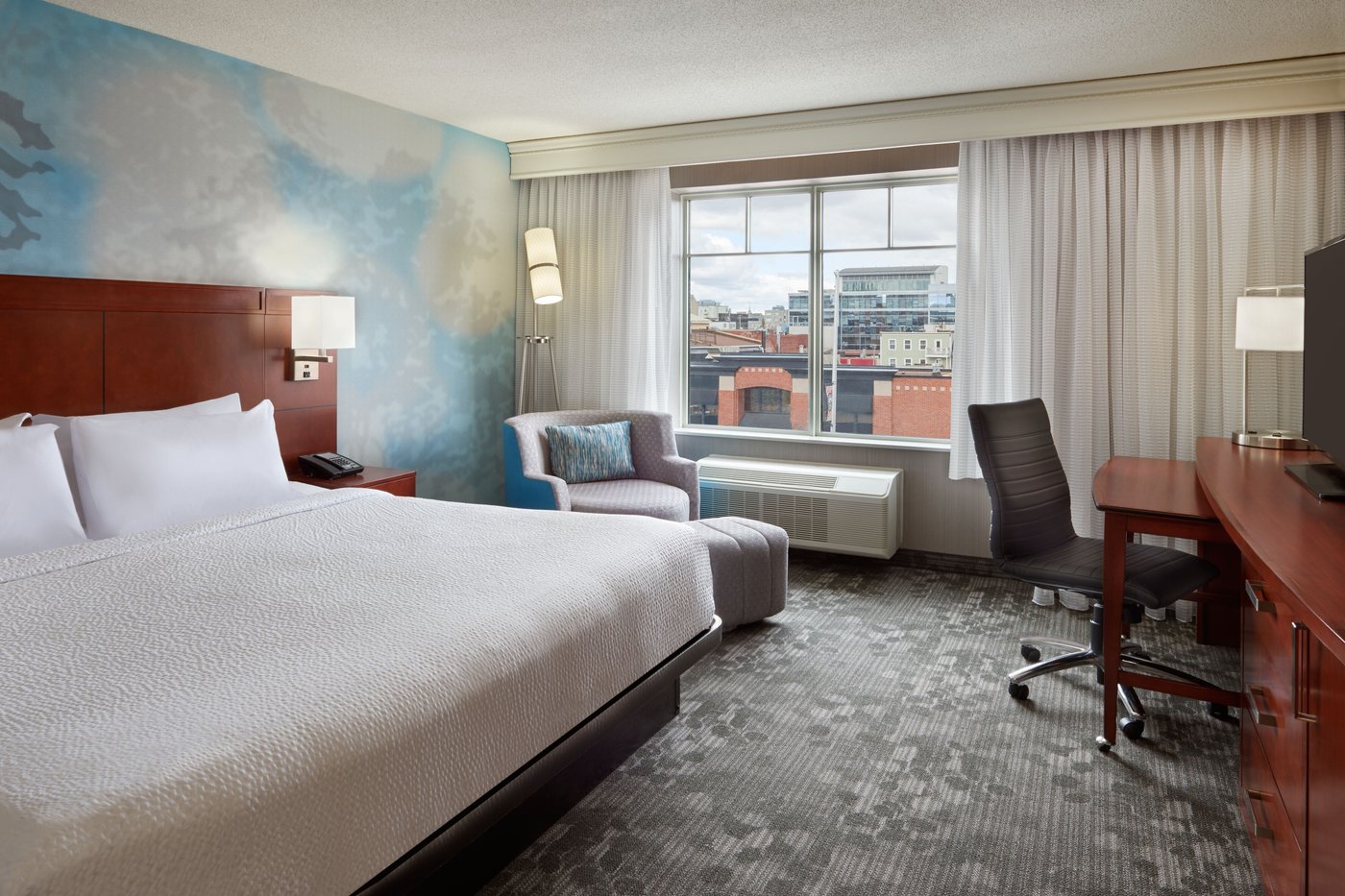 COURTYARD BY MARRIOTT OTTAWA DOWNTOWN $120 ($̶2̶1̶8̶) - Prices & Hotel ...