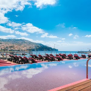Pestana CR Funchal Pool