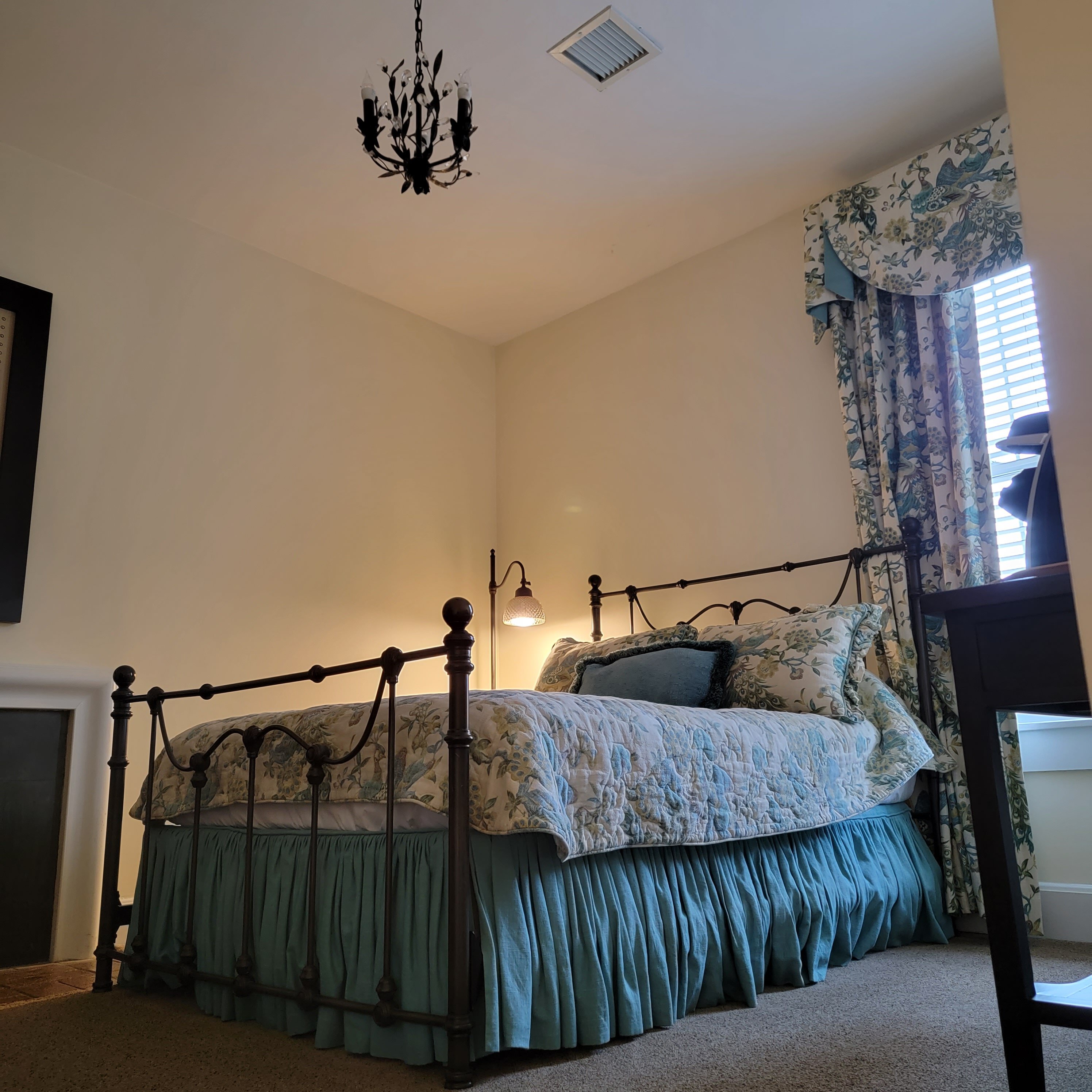 TANGLEWOOD MANOR HOUSE BED AND BREAKFAST - B&B Reviews (Clemmons, NC)