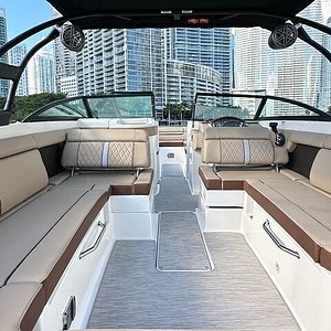 advantage yachts