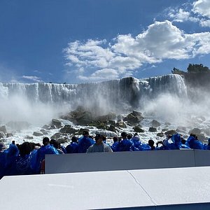 day trips from new york to niagara falls by bus