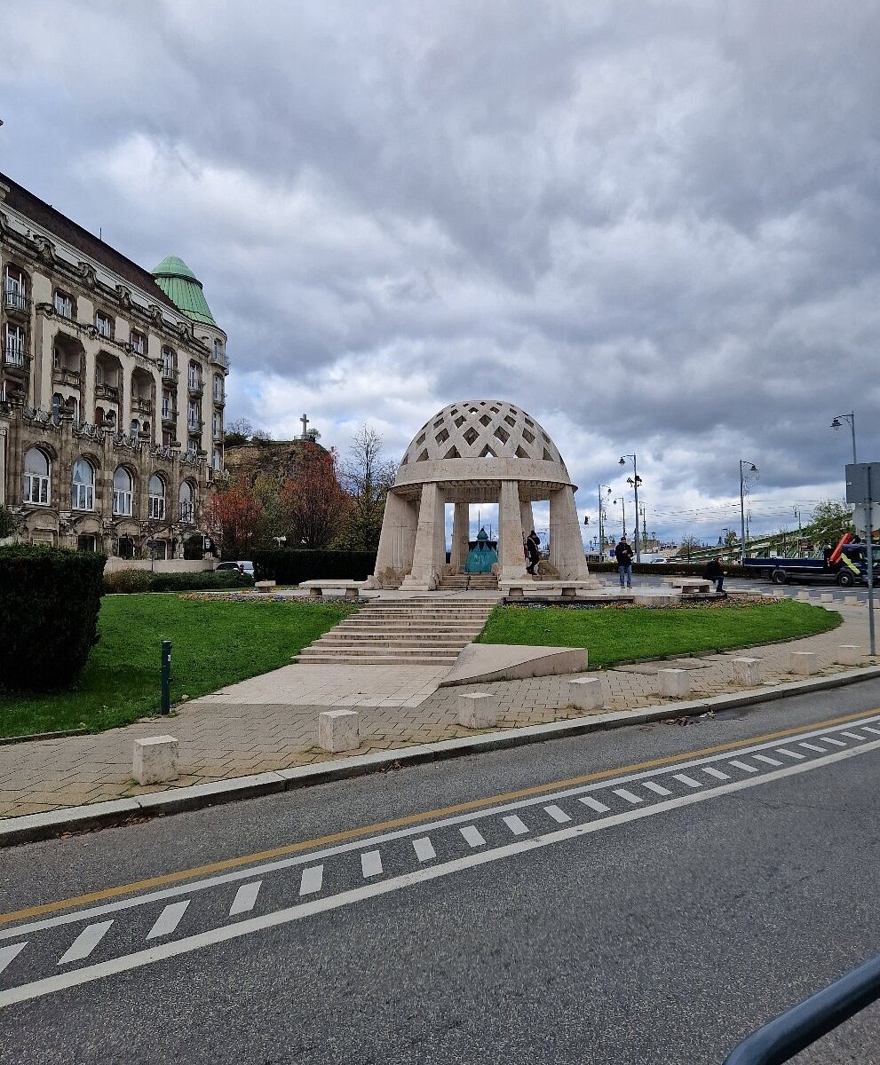 The House Of The Water Spring Monument, Будапешт: лучшие советы перед  посещением - Tripadvisor