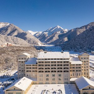 The winter beauty of Qafqaz RIverside Hotel