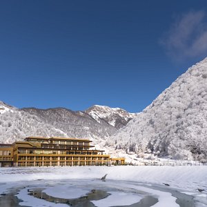 The winter beauty of Qafqaz Tufandag Hotel