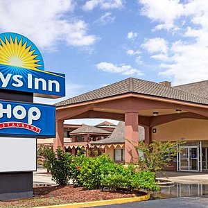 Welcome to the Days Inn St. Augustine West