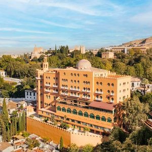 Alhambra Palace Hotel