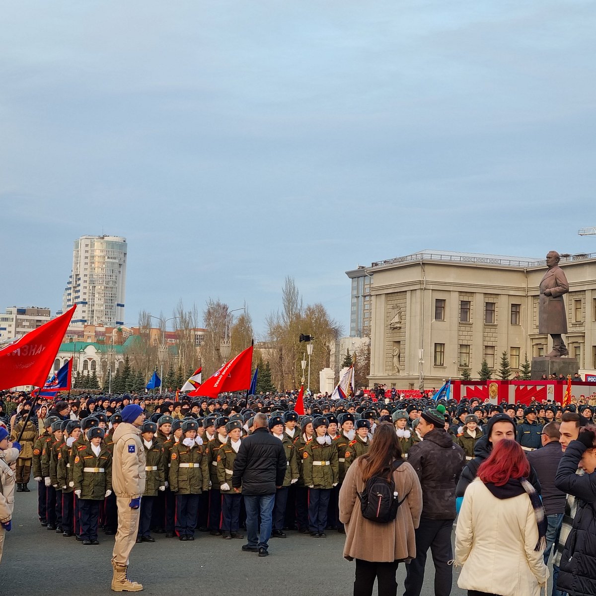 Парад 7 ноября 1941 г., Самара: лучшие советы перед посещением - Tripadvisor