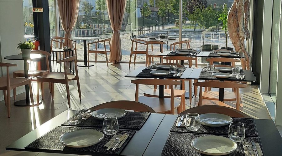 MOZART KITCHEN & GALLERY, Porto de Mos - Restaurant Reviews, Photos & Phone Number - Tripadvisor