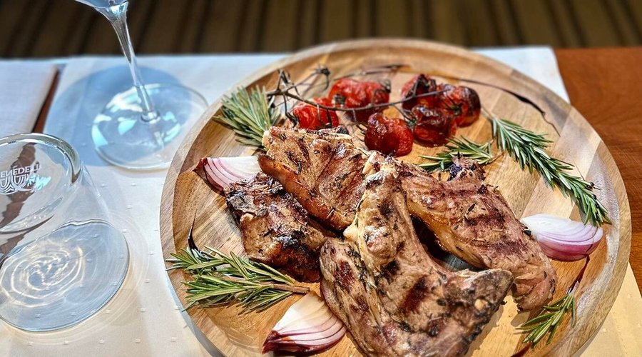 Côtelettes d'Agneau grillé au feu de bois