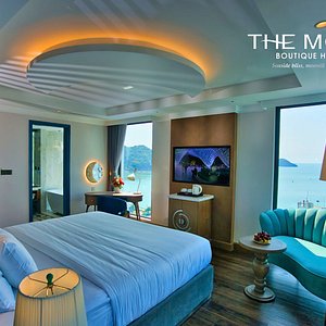 The Moon Suite with Seaview