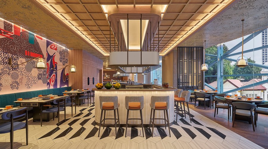 In our bar-like space at Sichuan Kitchen, our talented staff expertly prepare a variety of beverages to perfectly complement your Sichuan hotpot and Chinese cuisine, offering a dynamic and engaging atmosphere.