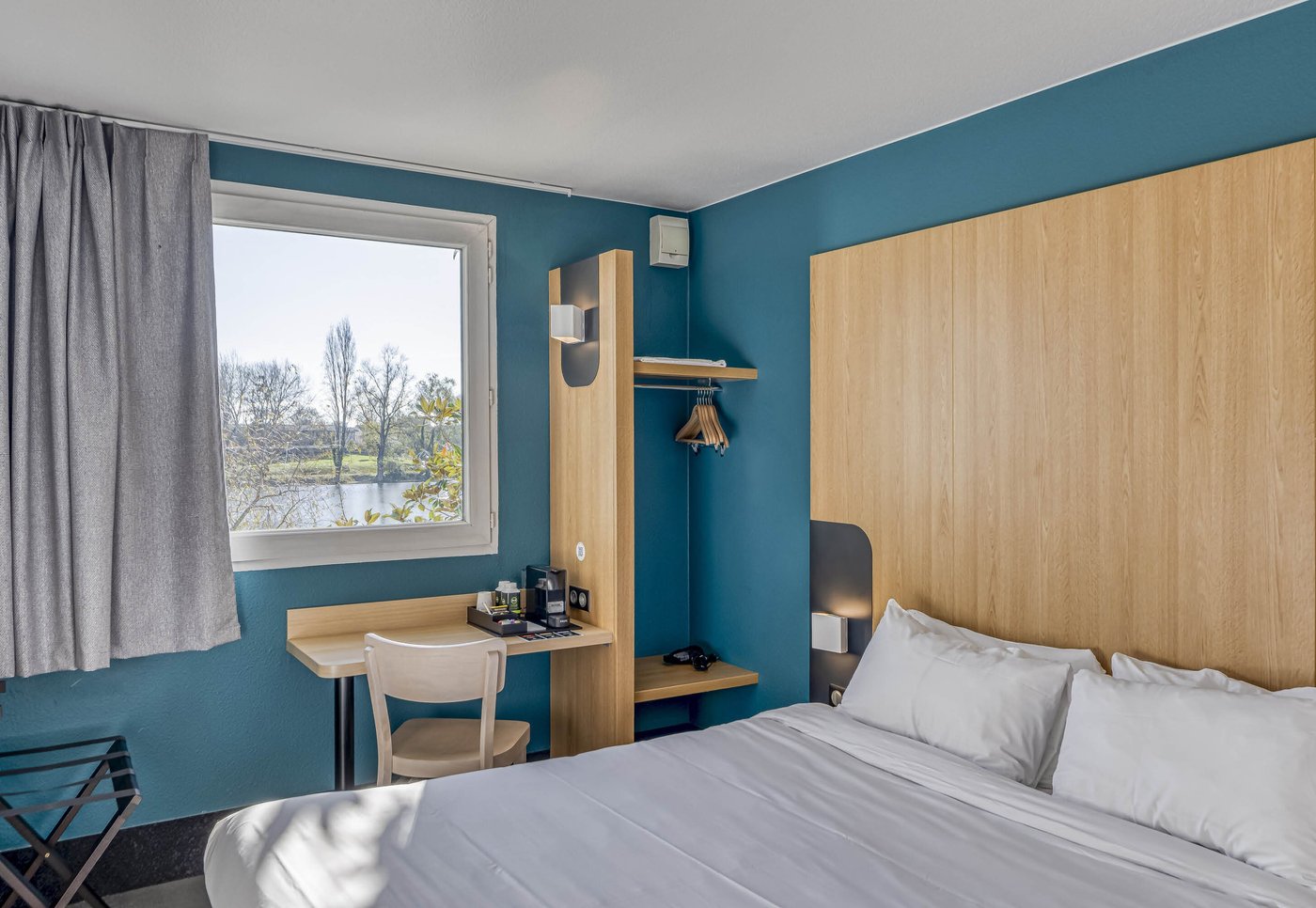 B&B Hotel Bordeaux Lac Sur Bruges Rooms: Pictures & Reviews - Tripadvisor